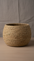Woven jute basket with soft handles